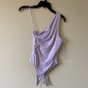 Super down one shoulder bodysuit